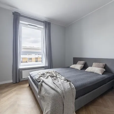 Appartamento Airport 3rooms New Varsavia